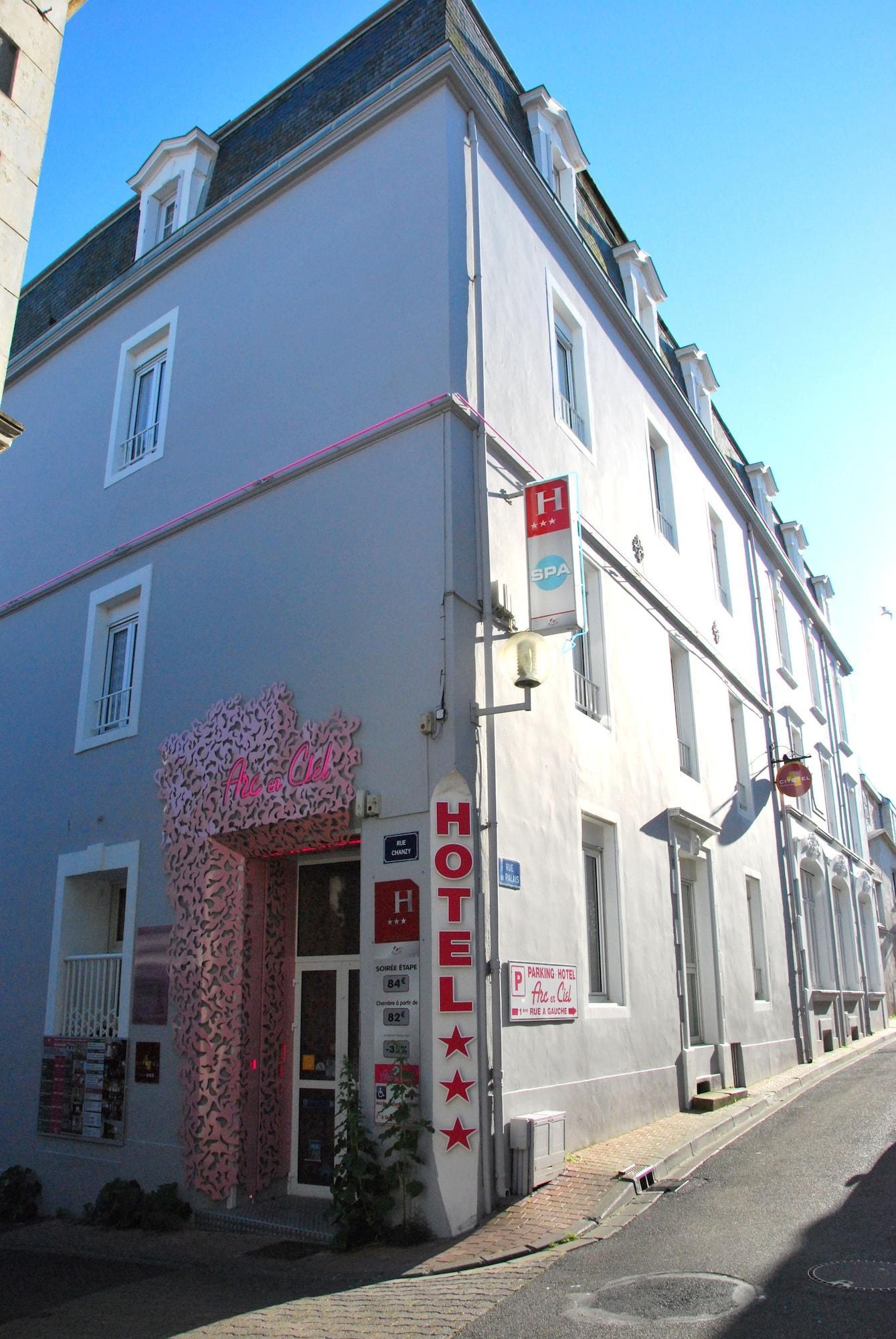 Logis - Hotel Arc En Ciel Et Spa Les Sables D'Olonne Exterior foto